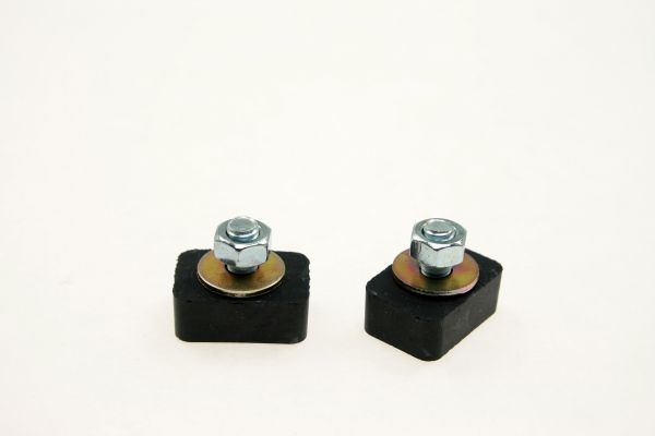 Schienenstopper aus Gummimetall (Stahlprofil C-45)