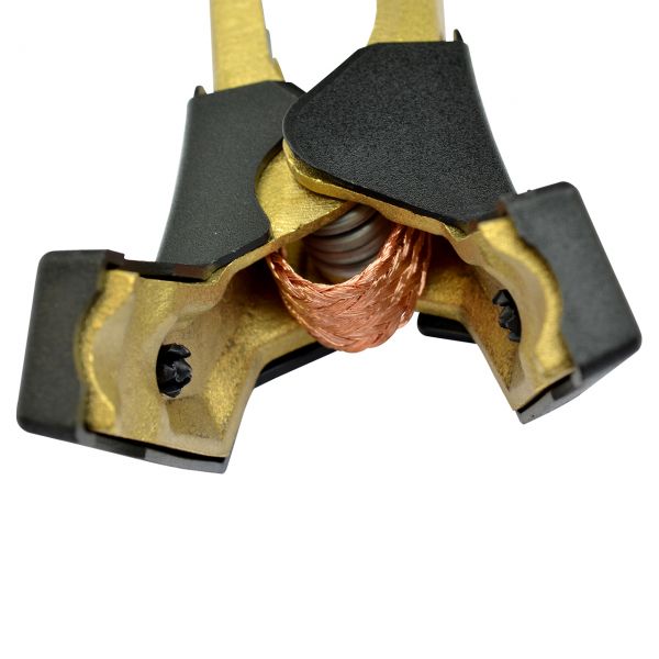 Batterieklemme, 1000 A, Vollmessing, vollisoliert, gekröpfte Form